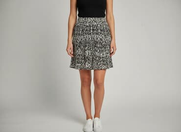 czarne spódnice bombka: Spódnica damska, rozmiar S — 1