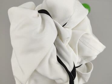 sweter z akrylu czy jest dobry: Podkoszulka dla mężczyzn, rozmiar M — 4