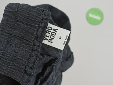 krótkie spodenki i nogi z cellulitem: Vero Moda, Szorty damskie, XL — 4
