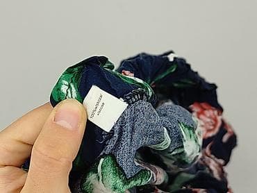 laf bluzki: Bluzka damska, rozmiar L — 4