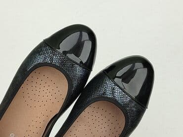 hello kitty kapcie: Półbuty damskie, rozmiar 40 — 5