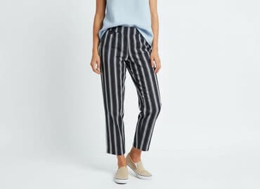 krótkie spodenki z lampasami: SeaSide, Spodnie damskie, rozmiar S — 7