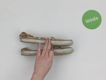 czarna sukienka i białe trampki: Trampki damskie, rozmiar 40 — 6