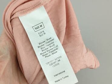 biale obcisla bluzki: Bluzka damska, M — 4