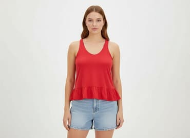 piękne czerwone sukienki na wesele: T-shirt damski, rozmiar S — 5