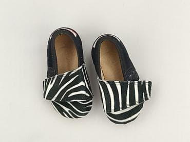 converse czarne na platformie: Buciki niemowlęce, 19, stan - Idealny — 1