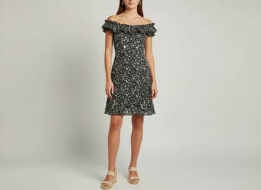 miniówka sukienki: Women`s dress, size S — 1