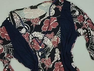 bluzka tupac pull and bear: Жіноча блуза, розмір 4XL — 1