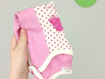 bluzka z hello kitty: Ромпер, 1-3 міс., стан - Дуже гарний — 5