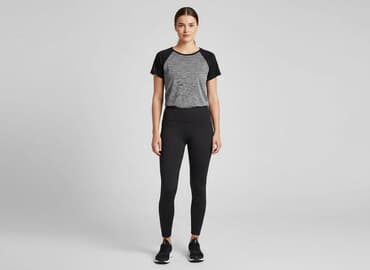 koszulki damskie na siłownię: T-shirt damski, rozmiar S — 1