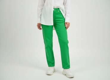 strona z używanymi ubraniami: Material trousers for women, size L — 1