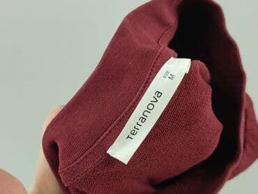 obcisłe bluzy: Terranova, Bluza damska
, rozmiar M — 4