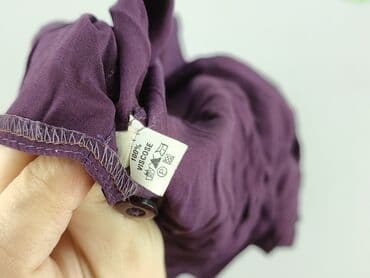 Жіночий одяг: Жіноча блуза, розмір XL — 5