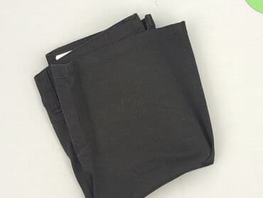 krótkie spodenki i nogi z cellulitem: Szorty damskie, rozmiar S — 6