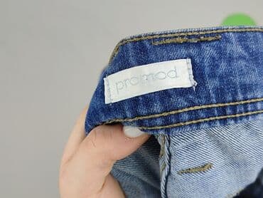 krótkie dopasowane spodenki: Promod, Шорти жіночі, L — 4