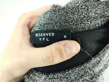 vans custom t shirty: Reserved, Women`s T-shirt, size S (EU 36) — 4