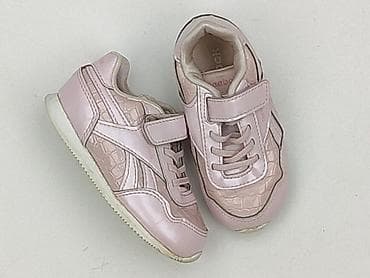 pull bear buty: Buty sportowe Reebok, 22, Używany — 1