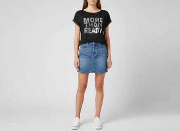 koszula damska z napisami: T-shirt damski, rozmiar S — 1