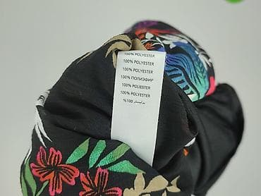 Жіночий одяг: Сукня жіноча, розмір M — 6