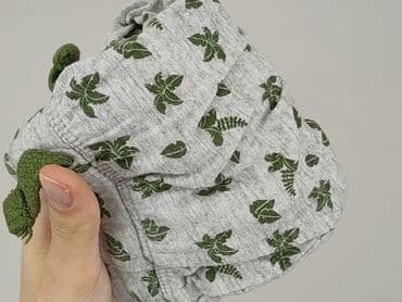 klapki profilowane zdrowotne: Shorts, So cute, 6-9 months, condition - Perfect — 6