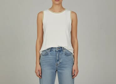 aplikacje z ubraniami: Moodo, Top damski, rozmiar XS — 7