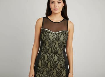 portal z ubraniami: Sukienka damska, rozmiar M — 1