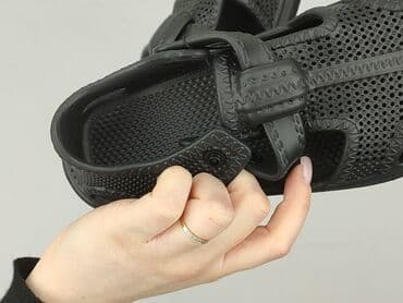 sandały zakryte pięty: Sandałki 34, Używany — 6