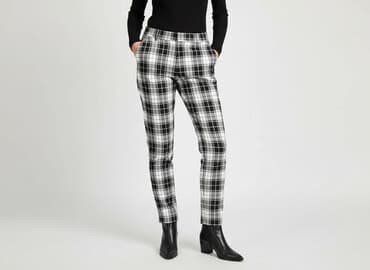 spodnie z zapięciem na nogawkach: FB Sister, Material trousers for women, size XS — 1