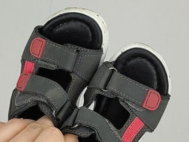 sandały zakryte pięty i palce: Sandałki 21, Używany — 5