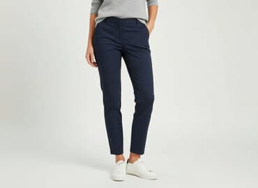 granatowe chinosy damskie: Mango, Spodnie materiałowe damskie, rozmiar M — 6