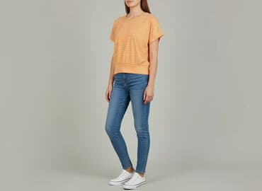 krótkie spodenki z kokardą: T-shirt damski, rozmiar L — 5