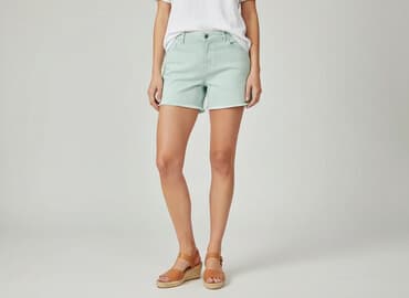 krótkie spodenki z wysokim stanem poszarpane: Clockhouse, Szorty damskie, rozmiar M — 8