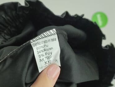 koszula damska z eko skóry: Shorts for women, size 2XL — 4