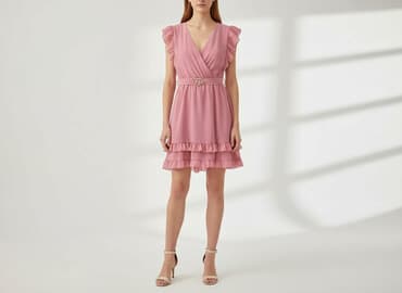 sukienki z żabotem: Women`s dress, size S — 1