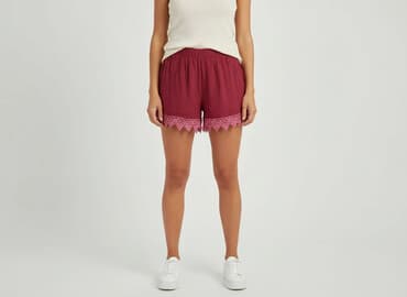 krótkie spodenki z koronką: Szorty damskie, rozmiar XL — 1