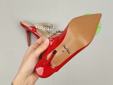 ccc srebrne buty: Klapki damskie, rozmiar 37 — 4