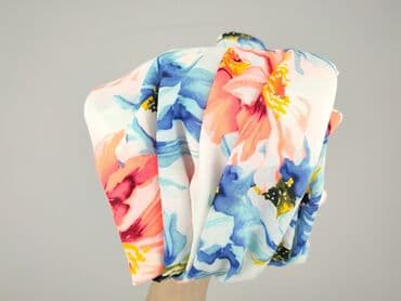 aplikacje z ubraniami: Bluzka damska, rozmiar M — 6