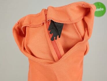 koszulka pod marynarkę damska: T-shirt damski, rozmiar M — 4