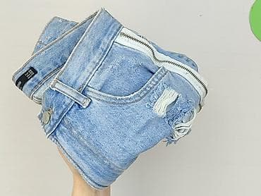 biale spodenki: Bershka, Szorty damskie, rozmiar M — 6