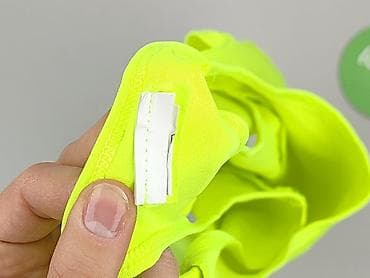 nike compression t shirty: Top damski, rozmiar S — 4