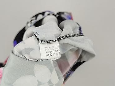 bluzy z poliestru: Bluzka damska, rozmiar S — 4