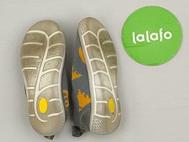 koszulka strażacka dla dziecka: Buty sportowe 27, Używany — 4