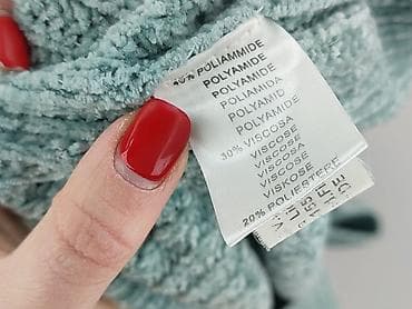 sweter z golfem oversize: Golf damski, rozmiar One size — 4