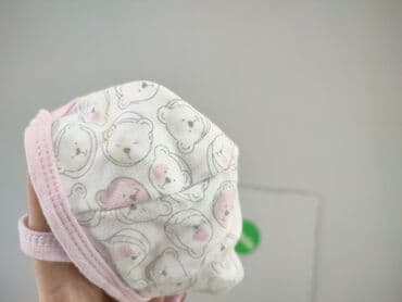 zara body biale: Czapeczka, stan - Bardzo dobry — 4