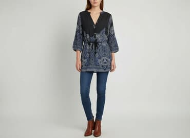 eleganckie bluzki czarne: Bluzka damska, rozmiar S — 5