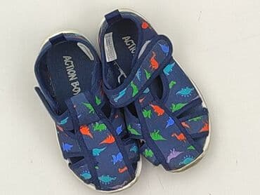 Slippers 23, Used