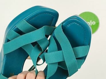 sandały koturna ccc: Sandals for women, size 39 — 8