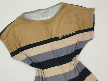 koszulka pod marynarkę damska: T-shirt damski, rozmiar M — 1