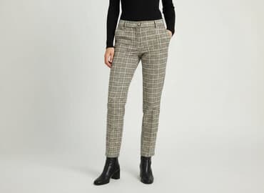 spodnie czerwone w kratę h m: H&M, Material trousers for women, size XS — 1