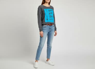 bluzy damskie z fajnymi napisami: Chillin, Bluza damska
, rozmiar L — 1